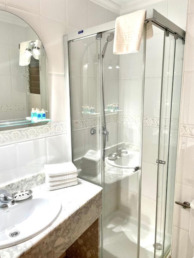 Apartamentos Ulia Benidorm Luaran gambar