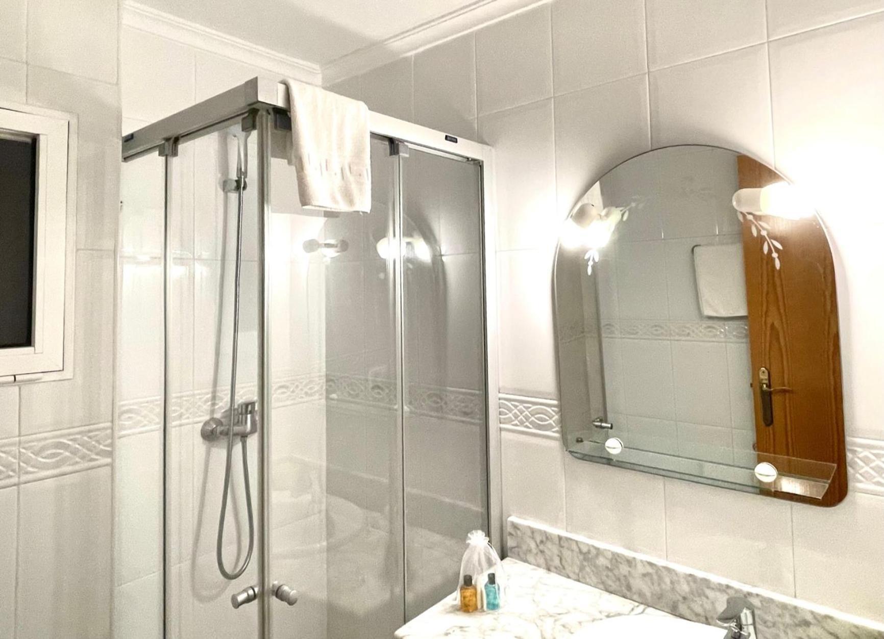 Apartamentos Ulia Benidorm Luaran gambar